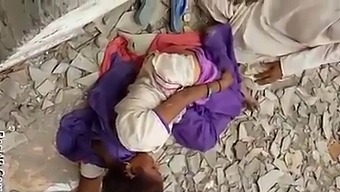 دوجنسه نرم تا هاردکور: از بوسیدن تا سکس وحشیانه