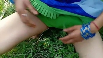 Desi Girlfriend And Boyfriend Enjoy Outdoor Sex In High Definition