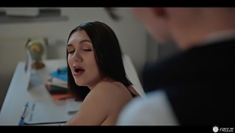 Frozen Time Porn: Young Stud Fucks And Cums Inside His Hot Teacher