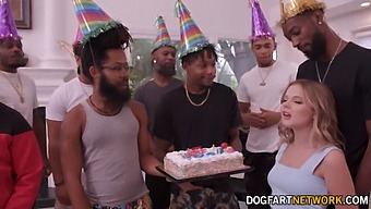 Coco Lovelock Celebrates Her Birthday With 11 Bbcs In This Video