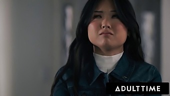 跨种族女同性恋三人组,九月·赖恩和汤米·手枪在成人视频中