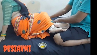 Desi Avni Gives A Sensual Massage