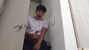 After A Massage, I End Up Getting Fucked By My Stepmother In Her Bed