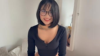 Pretty Anime Girl Gets Big Dick On Her Thighs In A Bet Game